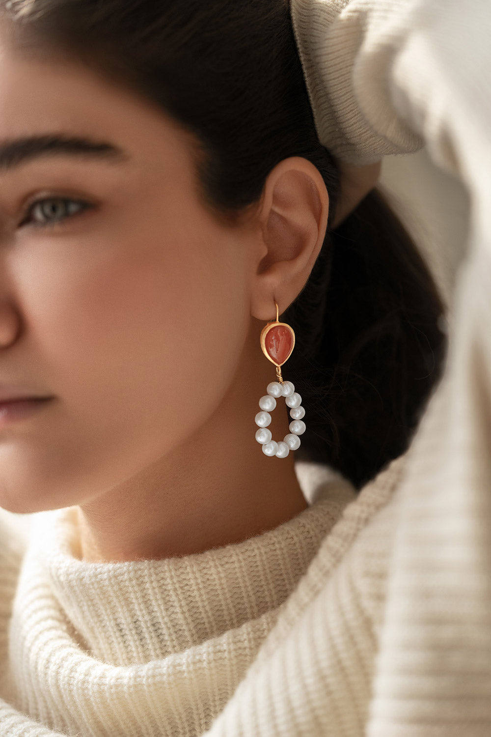 Silver Dangle Earrings with Agate and Freshwater Pearls