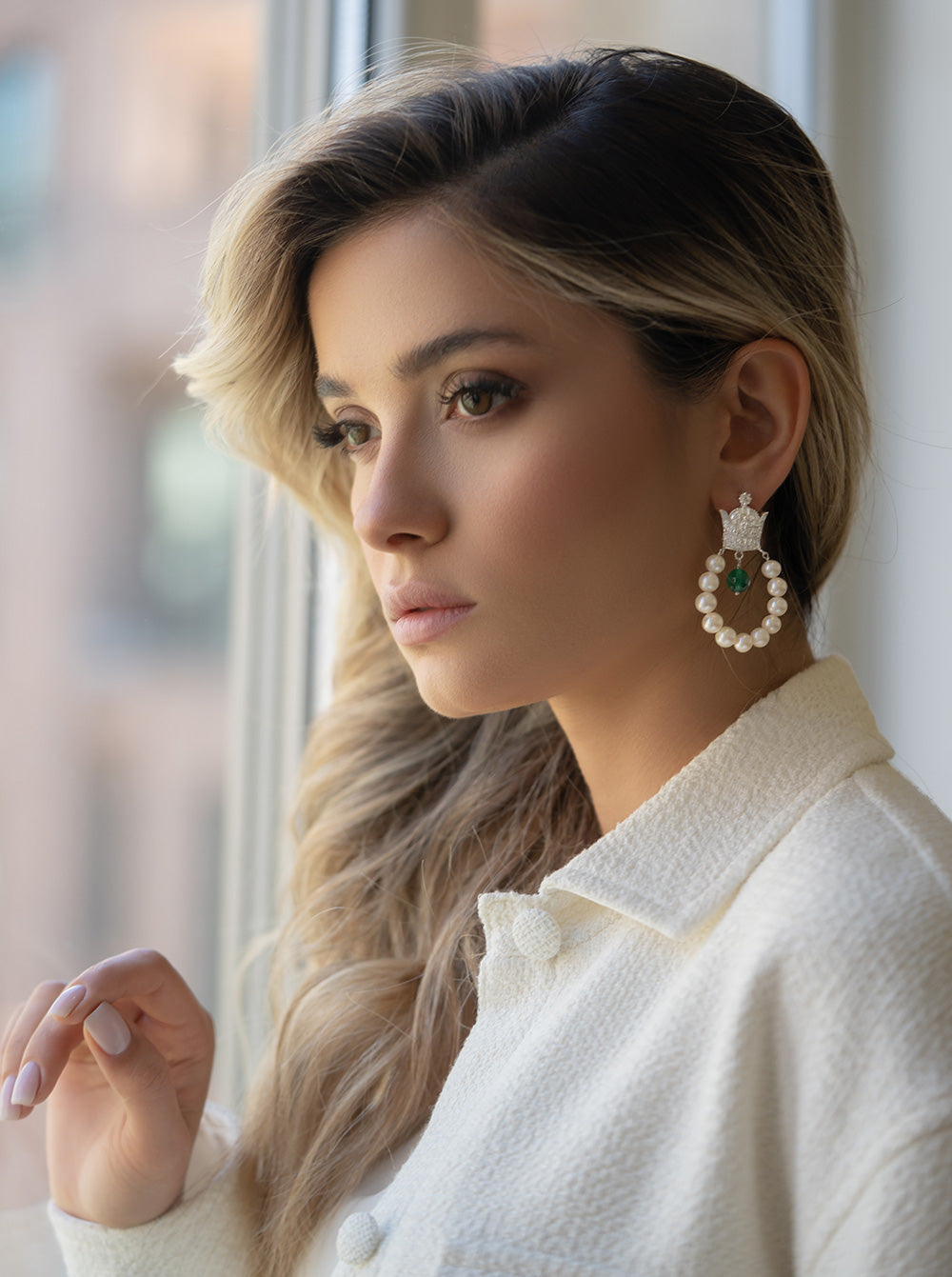 Silver Crown Earrings with Natural Pearl and Green Agate