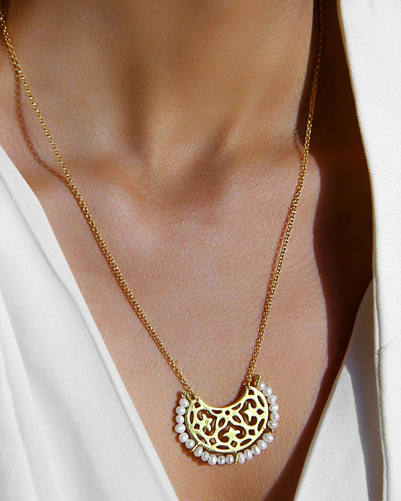 Gold Plated Silver Necklace with Freshwater Pearls